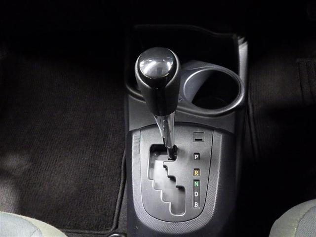 アクア Ｓスタイルブラック　フルセグ　メモリーナビ　ＤＶＤ再生　バックカメラ　衝突被害軽減システム　ＥＴＣ　ＬＥＤヘッドランプ　盗難防止装置　ＣＤ　スマートキー　フル装備　エアバッグ　横滑り防止機能　ハイブリッド（13枚目）