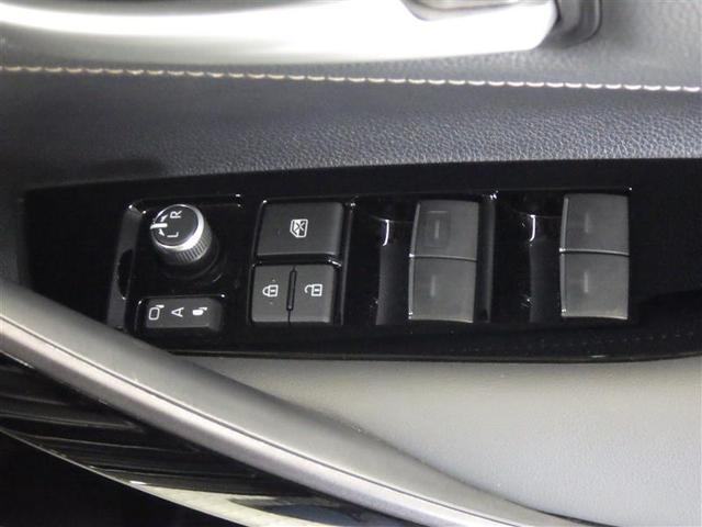 カローラツーリング ハイブリッド　ダブルバイビー　ミュージックプレイヤー接続可　バックカメラ　衝突被害軽減システム　ＥＴＣ　ＬＥＤヘッドランプ　ワンオーナー　フルエアロ　盗難防止装置　アルミホイール　スマートキー　オートクルーズコントロール　フル装備（23枚目）