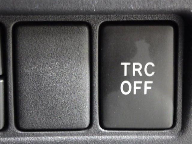 ノア ハイブリッドＳｉ　ダブルバイビーＩＩＩ　フルセグ　メモリーナビ　ＤＶＤ再生　後席モニター　バックカメラ　衝突被害軽減システム　ＥＴＣ　両側電動スライド　ＬＥＤヘッドランプ　乗車定員７人　３列シート　ワンオーナー　フルエアロ　盗難防止装置（20枚目）