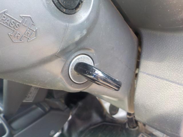 キャリイトラック KX オートマCD・4WD(25枚目)