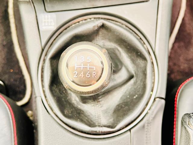 レガシィツーリングワゴン ｔｕｎｅｄ　ｂｙ　ＳＴＩ　６速ミッション・ＨＫＳ車高調・ＳＴＩ１８アルミ・ブレンボキャリパー・ＳＴＩタワーバー・ＳＴＩマフラー・ＳＴＩフルエアロ・（19枚目）
