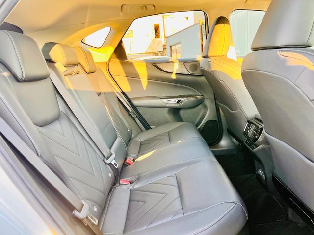 NX NX350h バージョンL ワンオーナー車・禁煙車・黒革シート・サンルーフ・ハンドルヒーター・デジタルインナーミラー・(17枚目)