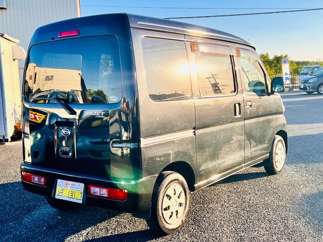 ハイゼットカーゴ クルーズ　走行２２９７２キロ・４ＷＤ・５速ミッション・ハイルーフ・社外ナビ・ＴＶ・バックカメラ・（6枚目）