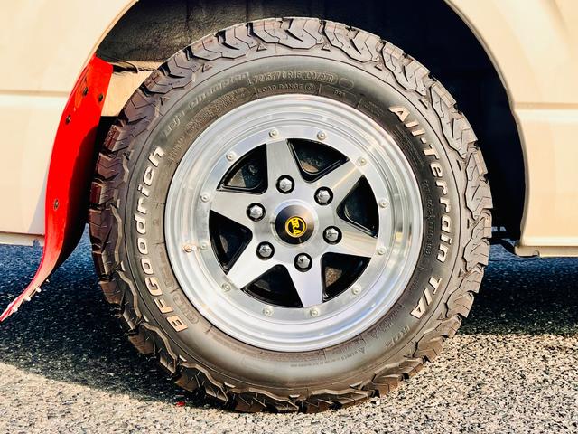 ハイエースバン ロングＤＸ　８ナンバー登録・キャンピング車・４ＷＤ・ベットキット・１６インチアルミ（17枚目）
