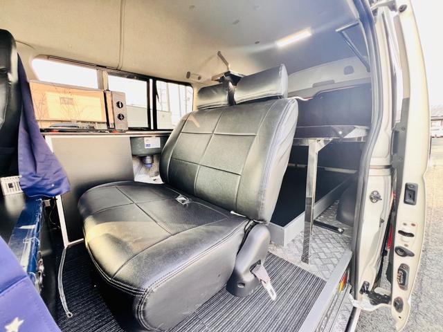 ハイエースバン ロングＤＸ　８ナンバー登録・キャンピング車・４ＷＤ・ベットキット・１６インチアルミ（21枚目）