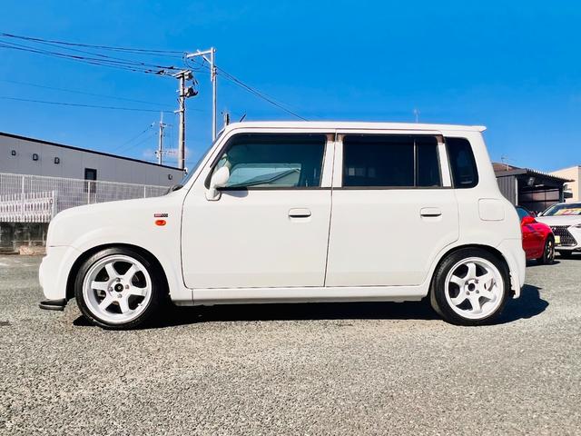 アルトラパン SS ターボ・5速ミッション・車高調・社外15インチアルミ新品・タイヤ4本新品・HKS社外マフラー・HKSエアクリーナー・社外ブローオフバルブ・キーレス・(7枚目)