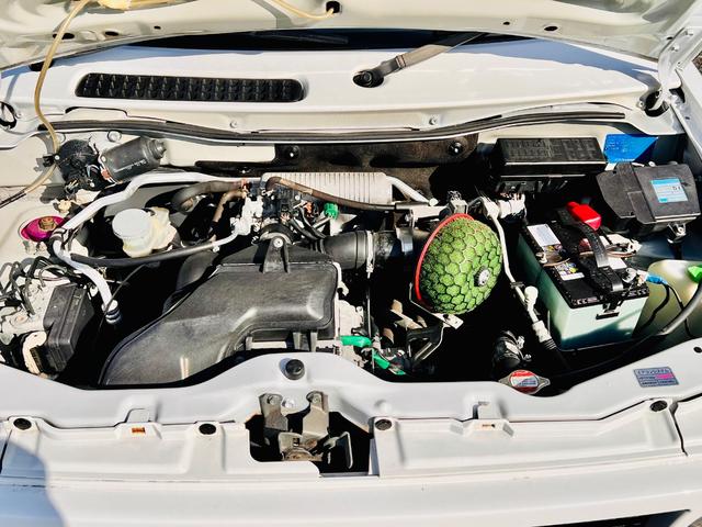 アルトラパン SS ターボ・5速ミッション・車高調・社外15インチアルミ新品・タイヤ4本新品・HKS社外マフラー・HKSエアクリーナー・社外ブローオフバルブ・キーレス・(12枚目)