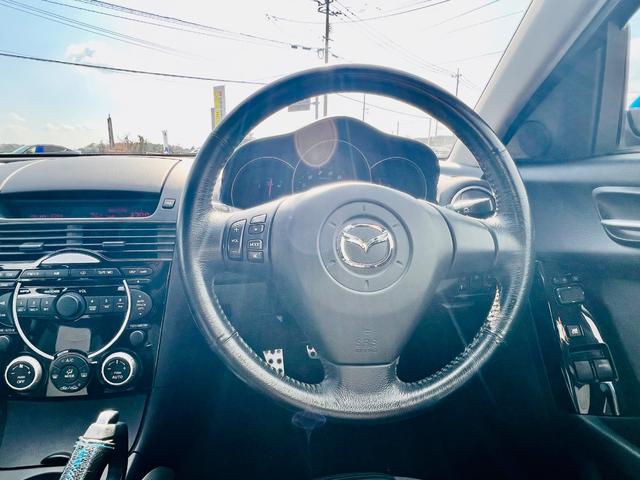 ＲＸ－８ タイプＳ　同色全塗装済み・ラルグス車高調・ＲＡＹＺ１８アルミ・Ｒマジックマフラー・マツダスピードフルエアロ・リアスポ・キャンバーアーム・社外テール・キーレス・タイヤ前後４本新品交換済み・（16枚目）