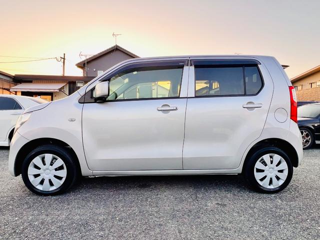 ワゴンＲ ＦＸ　走行２６０５５キロ・キーレス・純正オーディオ・（8枚目）