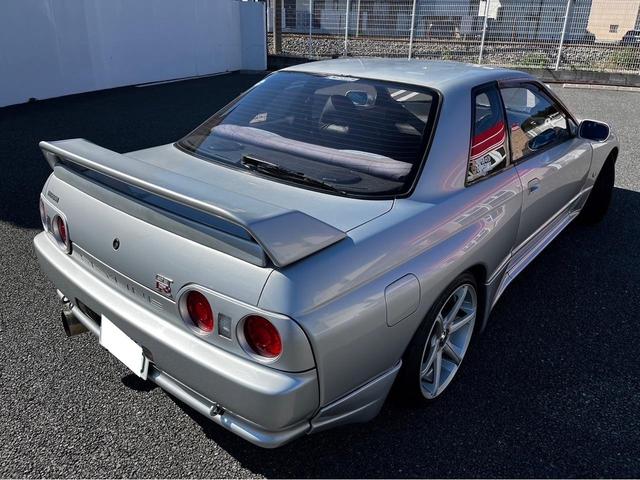 ＧＴ－Ｒ　４ＷＤ　ＥＴＣ　ナビ　ＭＴ　アルミホイール　ＡＢＳ　カセット(16枚目)