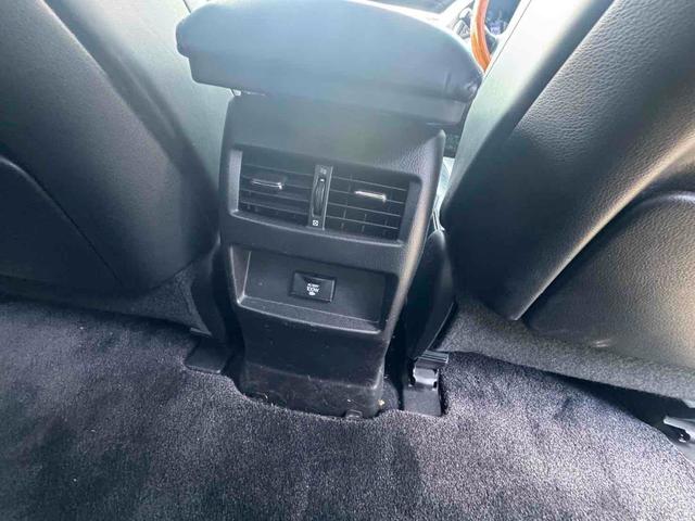 ＲＸ ＲＸ４５０ｈ　バージョンＬ　４ＷＤ　バックカメラ　クリアランスソナー　オートクルーズコントロール　パワーシート　ナビ　ＬＥＤヘッドランプ　電動リアゲート　アルミホイール　スマートキー　電動格納ミラー　１００Ｖ電源　ＣＶＴ（5枚目）