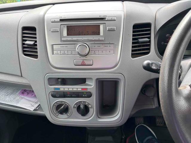 ワゴンＲ ＦＸ　キーレスエントリー　電動格納ミラー　ＭＴ　盗難防止システム　ＡＢＳ　ＣＤ　衝突安全ボディ　エアコン　パワーステアリング　パワーウィンドウ（10枚目）