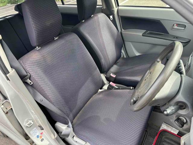 ワゴンＲ ＦＸ　キーレスエントリー　電動格納ミラー　ＭＴ　盗難防止システム　ＡＢＳ　ＣＤ　衝突安全ボディ　エアコン　パワーステアリング　パワーウィンドウ（13枚目）