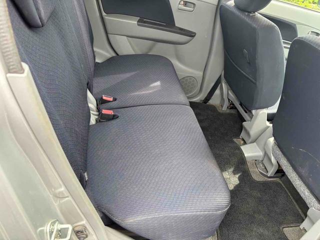 ワゴンＲ ＦＸ　キーレスエントリー　電動格納ミラー　ＭＴ　盗難防止システム　ＡＢＳ　ＣＤ　衝突安全ボディ　エアコン　パワーステアリング　パワーウィンドウ（15枚目）
