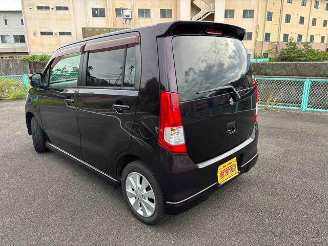 ワゴンＲ ＦＸリミテッドＩＩ　スマートキー　電動格納ミラー　ベンチシート　ＡＴ　盗難防止システム　ＣＤ　アルミホイール　衝突安全ボディ　エアコン　パワーステアリング　パワーウィンドウ（5枚目）
