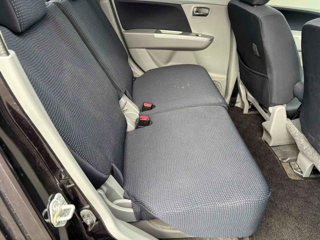 ワゴンＲ ＦＸリミテッドＩＩ　スマートキー　電動格納ミラー　ベンチシート　ＡＴ　盗難防止システム　ＣＤ　アルミホイール　衝突安全ボディ　エアコン　パワーステアリング　パワーウィンドウ（14枚目）