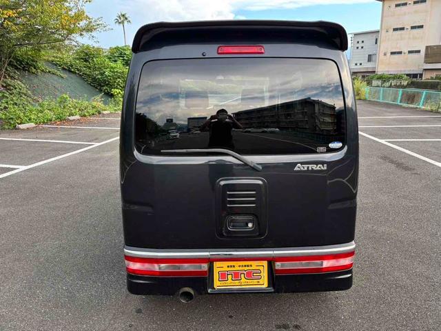 アトレーワゴン カスタムターボＲＳ　両側スライドドア　ＴＶ　ＨＩＤ　キーレスエントリー　電動格納ミラー　ベンチシート　ＡＴ　ＡＢＳ　ＣＤ　ＵＳＢ　ミュージックプレイヤー接続可　アルミホイール　衝突安全ボディ　エアコン　パワーステアリング（6枚目）