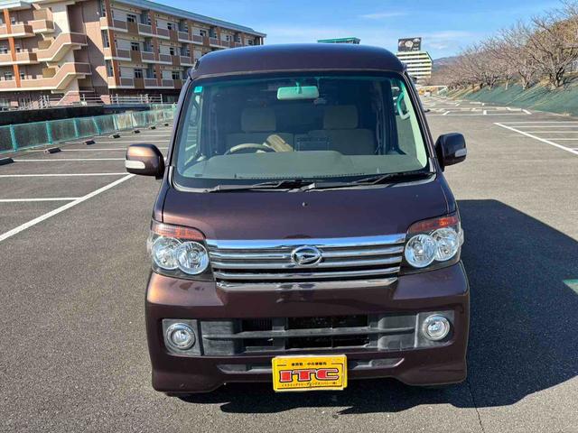 アトレーワゴン カスタムターボRSリミテッド 両側スライド・片側電動 TV HID キーレスエントリー ベンチシート AT 盗難防止システム ABS CD USB ミュージックプレイヤー接続可 Bluetooth アルミホイール 衝突安全ボディ(10枚目)