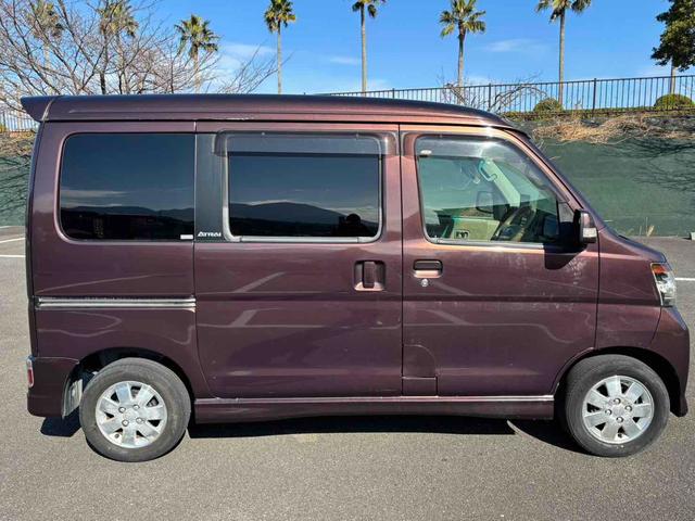 アトレーワゴン カスタムターボRSリミテッド 両側スライド・片側電動 TV HID キーレスエントリー ベンチシート AT 盗難防止システム ABS CD USB ミュージックプレイヤー接続可 Bluetooth アルミホイール 衝突安全ボディ(12枚目)