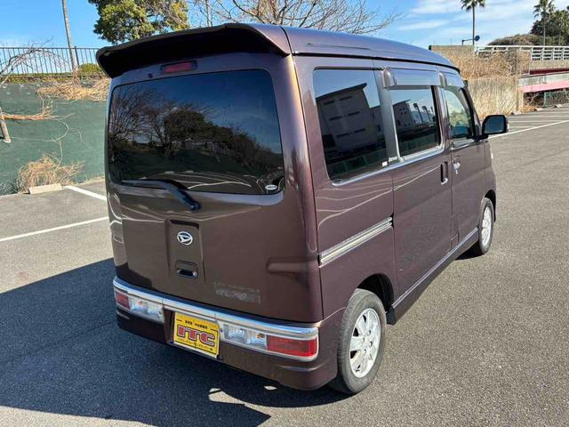 アトレーワゴン カスタムターボRSリミテッド 両側スライド・片側電動 TV HID キーレスエントリー ベンチシート AT 盗難防止システム ABS CD USB ミュージックプレイヤー接続可 Bluetooth アルミホイール 衝突安全ボディ(13枚目)