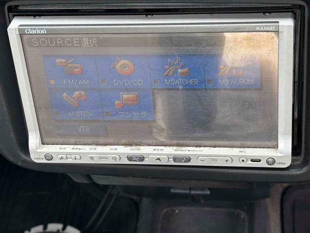 キャリイトラック ＫＣエアコン・パワステ　４ＷＤ　ＭＴ　ＴＶ　エアコン　パワーステアリング　ＣＤ　ＤＶＤ再生（13枚目）