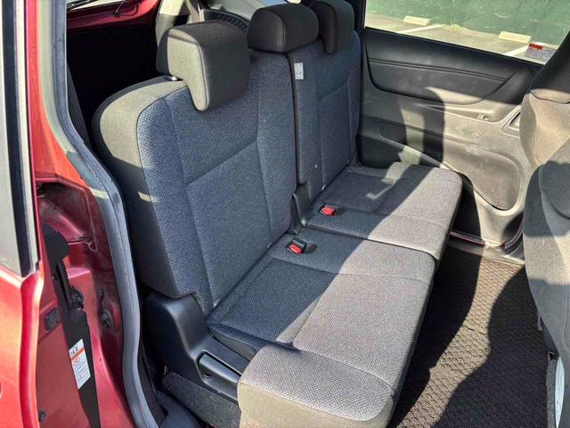 シエンタ X バックカメラ ナビ TV 両側スライド・片側電動 スマートキー 3列シート CVT アルミホイール CD ミュージックプレイヤー接続可 Bluetooth 衝突安全ボディ ABS ESC エアコン(11枚目)