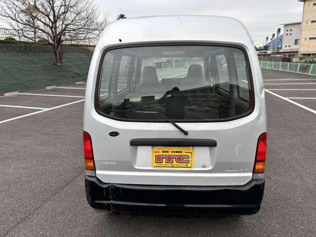 サンバーバン ＶＣ　４ＷＤ　ラジオ　エアコン　パワステ　運転席エアバッグ　両側スライドドア（7枚目）