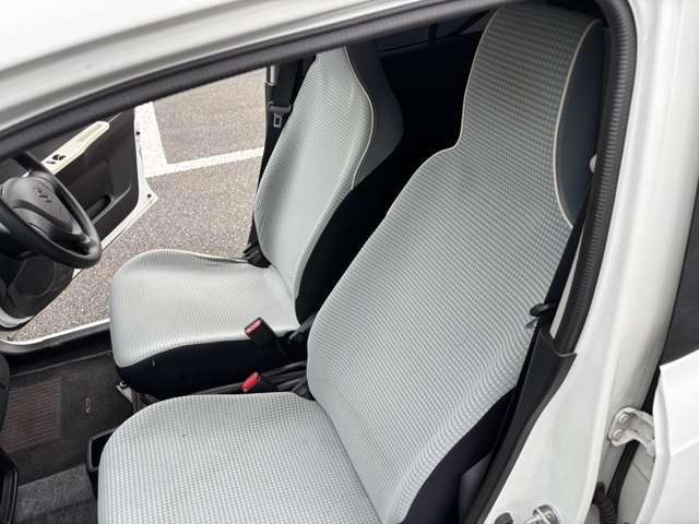 アルト Ｆ　レーダーブレーキサポート装着車　オートギヤシフト　キーレス　ＣＤデッキ（11枚目）