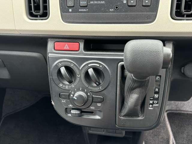 アルト Ｆ　レーダーブレーキサポート装着車　オートギヤシフト　キーレス　ＣＤデッキ（18枚目）