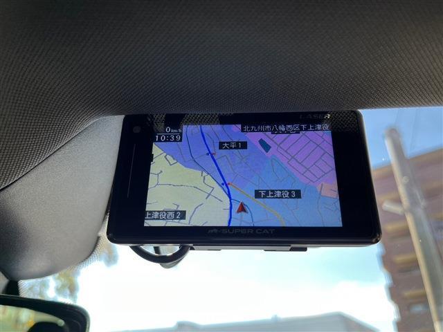 パナメーラ ４　Ｅ－ハイブリッド　２１アルミホイール　ワンオーナー　ドライブレコーダー　パワーシート　純正ナビ　バックカメラ　クリアランスソナー　レーンキープアシスト　クルーズコントロール　横滑り防止　アイドリングストップ　エアサス（13枚目）