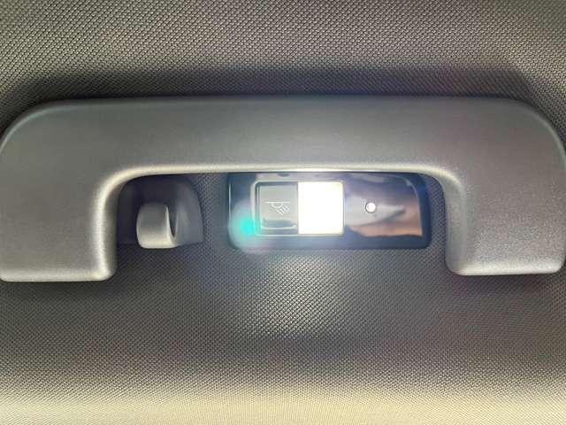 パナメーラ ４　Ｅ－ハイブリッド　２１アルミホイール　ワンオーナー　ドライブレコーダー　パワーシート　純正ナビ　バックカメラ　クリアランスソナー　レーンキープアシスト　クルーズコントロール　横滑り防止　アイドリングストップ　エアサス（37枚目）