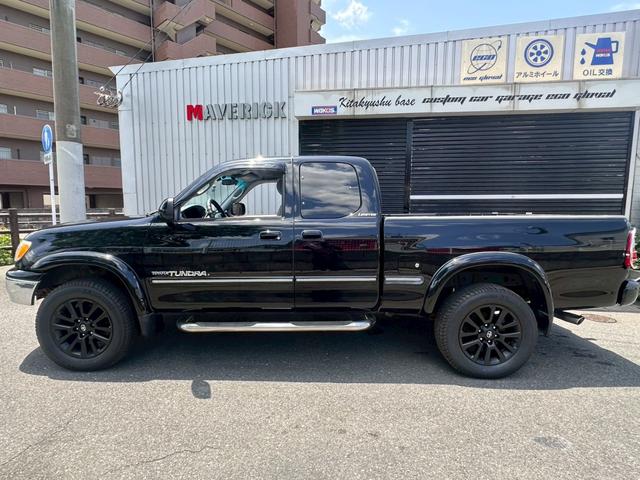 タンドラ アクセスキャブ　ＳＲ５　新品メッキバンパータイヤホイールライナー（5枚目）