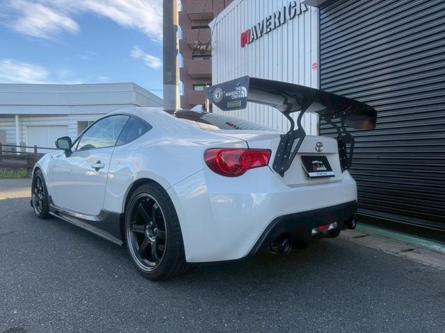 ８６ ＧＴリミテッド　レイズＴＥ３７トヨシマカーボンボンネットユーラスエアロパンデムウイング零戦チャンバートエキマニＡＰＥＸマフラーＤＩＸＣＥＬローターＤＥＦＩメーター３連クスコタワーバーナビ（5枚目）