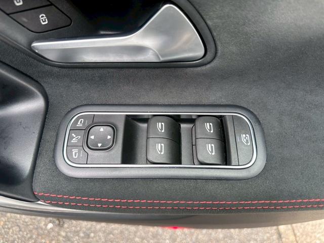 ＣＬＡクラス シューティングブレーク ＣＬＡ２００ｄ　シューティングブレーク　ＡＭＧラインＤターボパノラマルーフレザーシート純正ナビ　全方位カメラパナメリカーナグリル電動テールゲート電動フロントシートシートヒータドライブレコーダ（26枚目）
