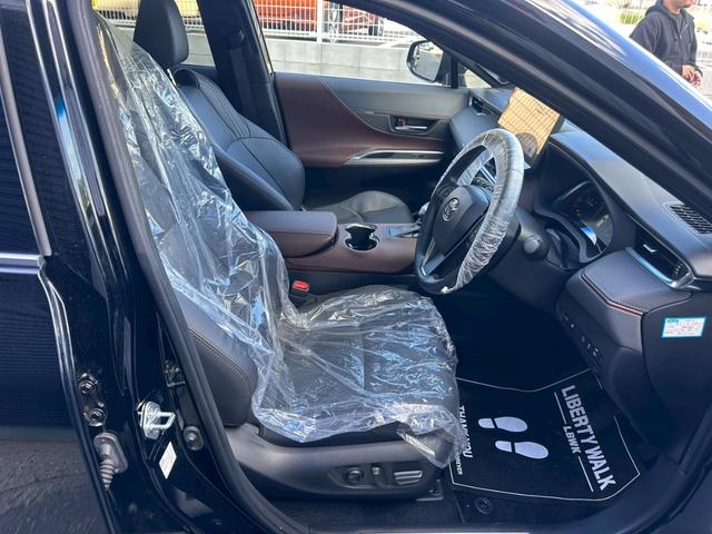 ハリアー Ｚ　レザーパッケージ　パノラマルーフＪＢＬワンオーナーパノラマミックビューモニターＥＴＣＴＶキット（8枚目）