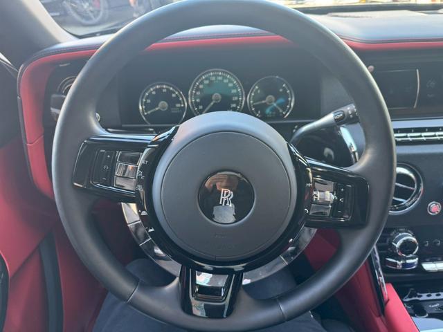 カリナン ベースグレード スターライトヘッドライナー22インチホイールステンレススチールPKGSOEエンブレム(5枚目)