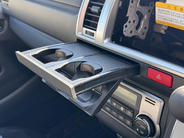 ハイエースバン ロングスーパーGL デジタルインナーミラー両側パワスラLEDヘッドランプ寒冷地仕様パノラマミックビューモニターアースカラーパッケージ(16枚目)