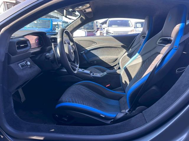 ＭＣ２０ ベースグレード　エクステリアカーボンファイバーＰＫＧマッドフィニッシュエキゾーストカーボンＦＲスプリッターＲＲデュヒューザーカーボンファイバードアシルカーボンインテリアルーフエンジンカバーリアスポイラーリフターＬＳＤ（16枚目）