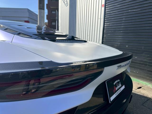 ＭＣ２０ ベースグレード　エクステリアカーボンファイバーＰＫＧマッドフィニッシュエキゾーストカーボンＦＲスプリッターＲＲデュヒューザーカーボンファイバードアシルカーボンインテリアルーフエンジンカバーリアスポイラーリフターＬＳＤ（38枚目）