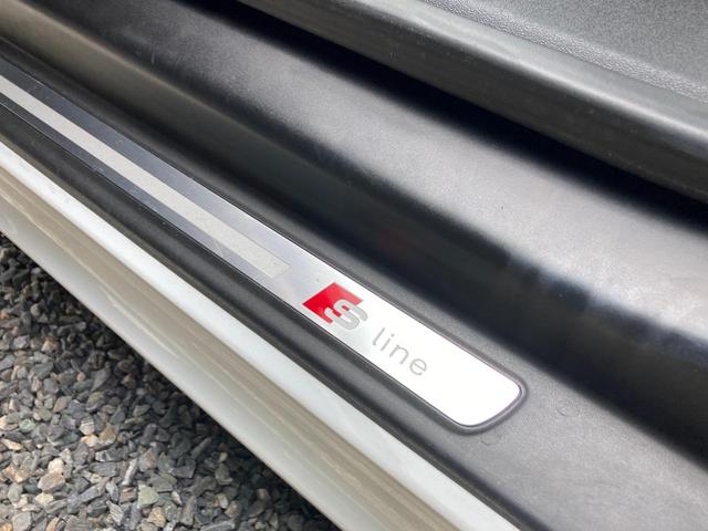 ＴＴクーペ ２．０ＴＦＳＩ　期間限定　決算セール！　２．０ＴＦＳＩ　Ｓライン　社外１９ＡＷ　後期型　社外ＬＥＤライト　ハーフレザー　純正リアウィング　車検令和８年６月　フロントタイヤ２本新品（50枚目）