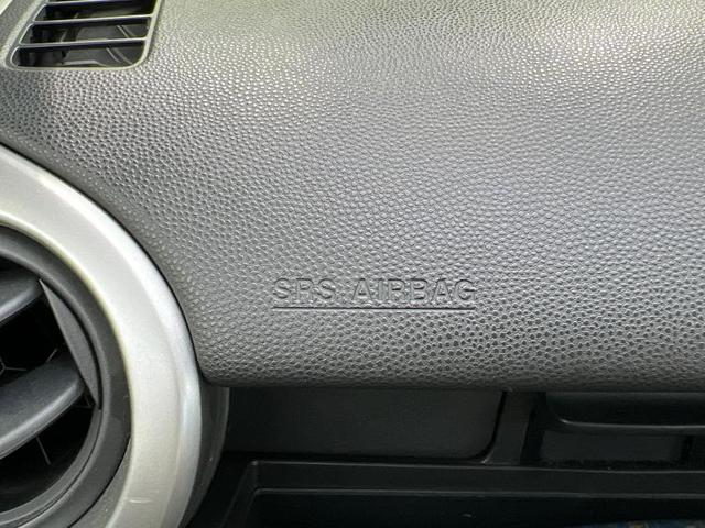 13C-V HIDエディション ETC/EBD付ABS/エアバッグ 運転席/エアバッグ 助手席/衝突安全ボディ/パワーウインドウ/キーレスエントリー/オートエアコン/パワーステアリング/ワンオーナー/定期点検記録簿/ユーザー買取車(14枚目)