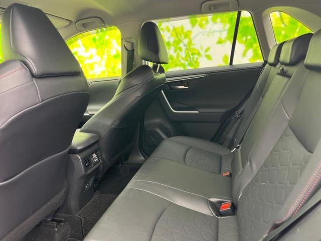 ＲＡＶ４ ４ＷＤアドベンチャーオフロードパッケージ　保証書／ディスプレイオーディオ＋ナビ９インチ／衝突安全装置／車線逸脱防止支援システム／シート　合皮／ヘッドランプ　ＬＥＤ／ＵＳＢジャック／Ｂｌｕｅｔｏｏｔｈ接続／ＥＴＣ／ＥＢＤ付ＡＢＳ　バックカメラ（7枚目）