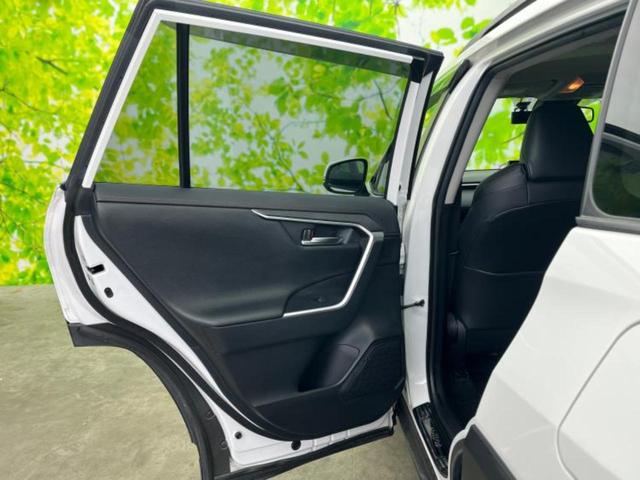 ＲＡＶ４ ４ＷＤアドベンチャーオフロードパッケージ　保証書／ディスプレイオーディオ＋ナビ９インチ／衝突安全装置／車線逸脱防止支援システム／シート　合皮／ヘッドランプ　ＬＥＤ／ＵＳＢジャック／Ｂｌｕｅｔｏｏｔｈ接続／ＥＴＣ／ＥＢＤ付ＡＢＳ　バックカメラ（23枚目）