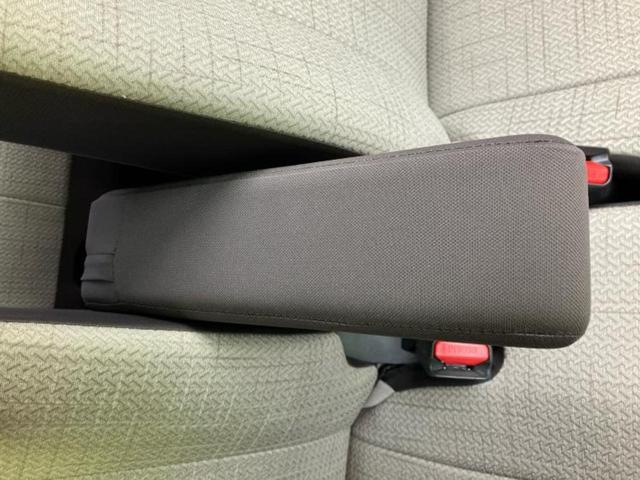 デイズ Ｓ　新品タイヤ／保証書／エマージェンシーブレーキ／禁煙車／エアバッグ　運転席／エアバッグ　助手席／パワーウインドウ／キーレスエントリー／オートライト／マニュアルエアコン／取扱説明書／ＵＶカットガラス（18枚目）