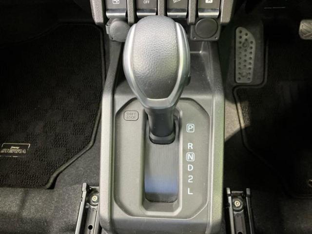 ジムニーシエラ ４ＷＤ　ＪＣ　純正　８インチ　ＳＤナビ／衝突安全装置／シートヒーター　前席／車線逸脱防止支援システム／ドライブレコーダー　前後／ヘッドランプ　ＬＥＤ／ＵＳＢジャック／Ｂｌｕｅｔｏｏｔｈ接続／ＥＴＣ　バックカメラ（18枚目）