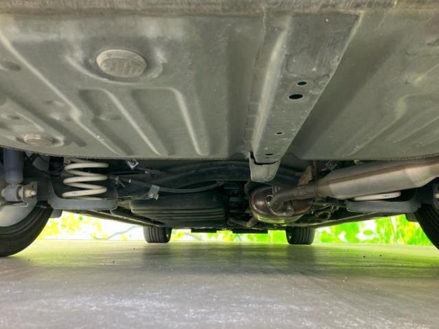 ノア ハイブリッドＧ　純正エアロ／保証書／純正　１０インチ　ＳＤナビ／トヨタセーフティセンス／両側電動スライドドア／シートヒーター／ヘッドランプ　ＬＥＤ／Ｂｌｕｅｔｏｏｔｈ接続／ＥＴＣ／ＥＢＤ付ＡＢＳ／横滑り防止装置（45枚目）