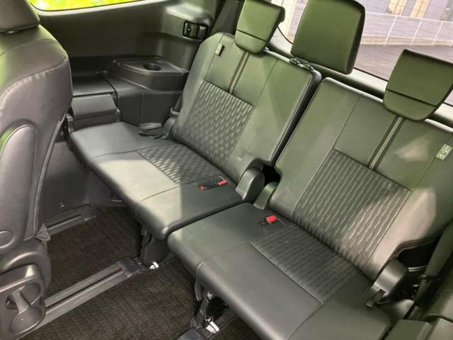 ノア Ｓ－Ｚ　新品タイヤ／ディスプレイオーディオ＋ナビ１０．５インチ／トヨタセーフティセンス／両側電動スライドドア／シートヒーター　前席／パノラミックビューモニター／車線逸脱防止支援システム　衝突被害軽減システム（19枚目）