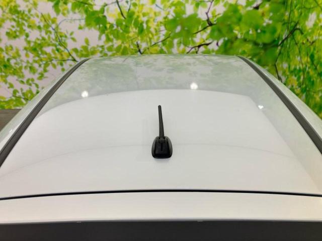 フィット eHEVクロスター 保証書/純正 9インチ SDナビ/ホンダセンシング/車線逸脱防止支援システム/ヘッドランプ LED/Bluetooth接続/ETC/EBD付ABS/横滑り防止装置/アイドリングストップ バックカメラ(43枚目)