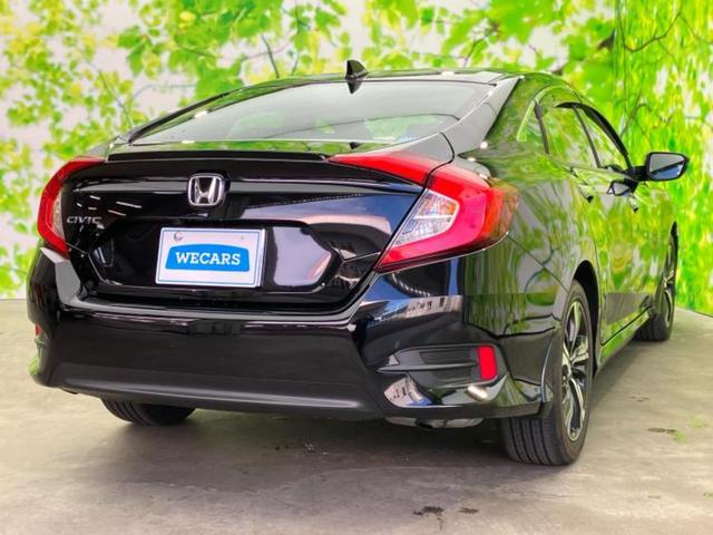 シビック ヒョウジュン 保証書/社外 SDナビ/ホンダセンシング/シートヒーター 前席/シート 合皮/ヘッドランプ LED/ETC/EBD付ABS/横滑り防止装置/アイドリングストップ/バックモニター/フルセグTV(3枚目)