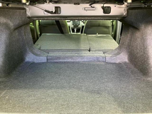 シビック ヒョウジュン 保証書/社外 SDナビ/ホンダセンシング/シートヒーター 前席/シート 合皮/ヘッドランプ LED/ETC/EBD付ABS/横滑り防止装置/アイドリングストップ/バックモニター/フルセグTV(19枚目)